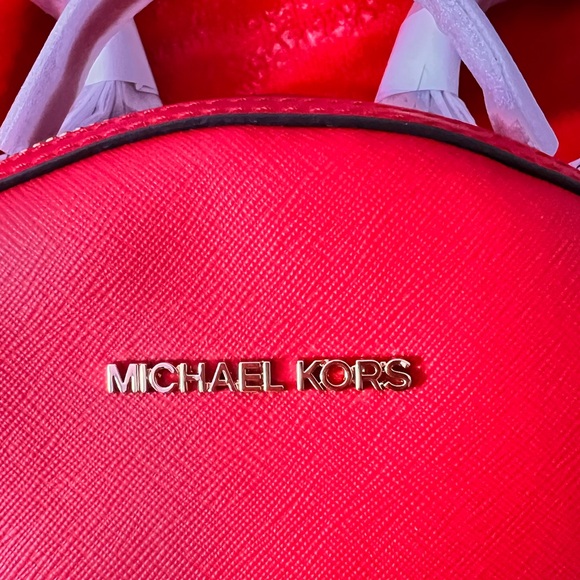 NWT Michael Kors Sheila Medium Backpack Color Red - Picture 9 of 9